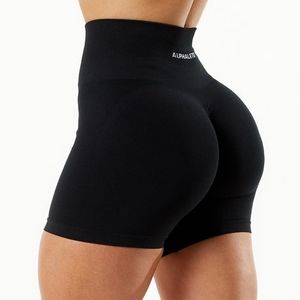 NWT Alphalete Amplify Seamless Scrunch Shorts 4.5 Black - Size M